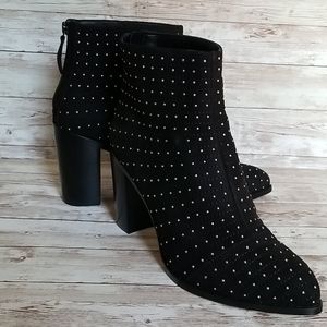 DKNY "Herald" Black Suede Ankle Bootie size 8.5